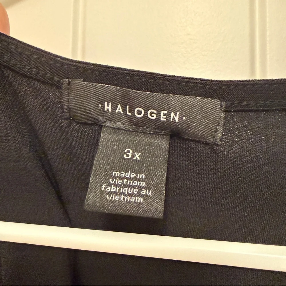 Halogen Women’s Long Sleeve Top Black Asymmetrical Knot Size 3X - Picture 2 of 5